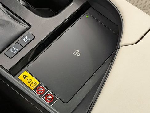 Used 2024 Lexus ES 300h w/ Technology Package FWD image 27