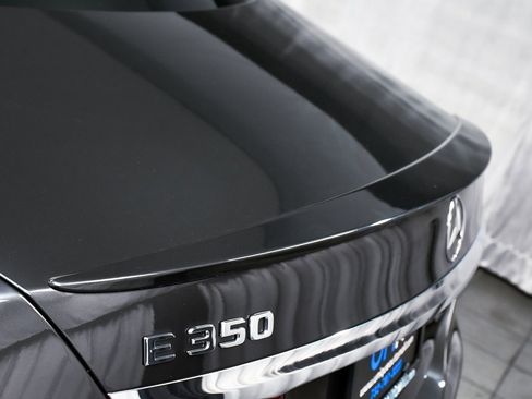 Used 2023 Mercedes-Benz E 350 4MATIC Sedan image 80