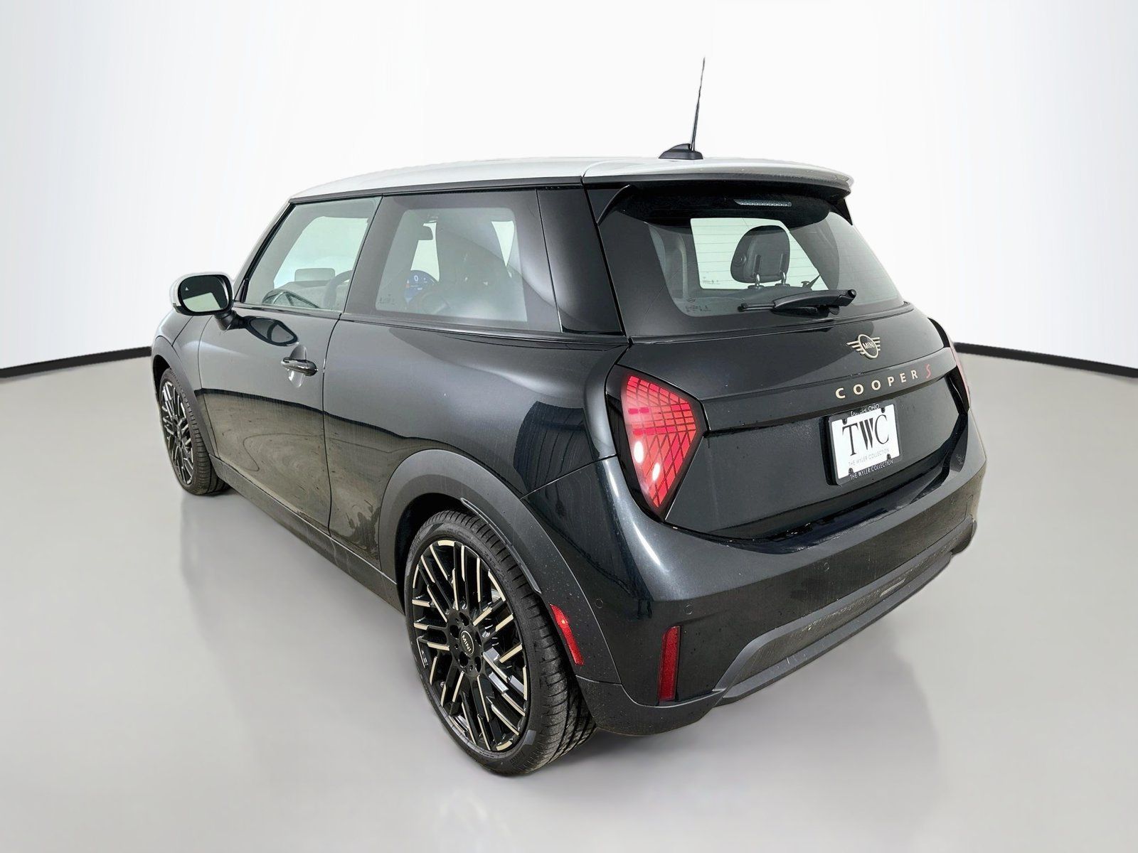 New 2026 MINI Cooper S FWD image 7