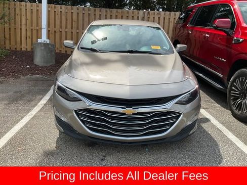 Used 2024 Chevrolet Malibu LT FWD image 2