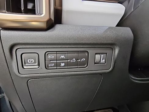 New 2025 GMC Hummer EV 3X w/ Extreme Off-Road Package image 30