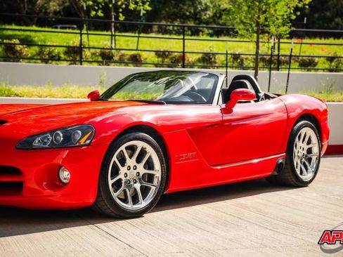 Used 2003 Dodge Viper SRT-10 RWD image 36