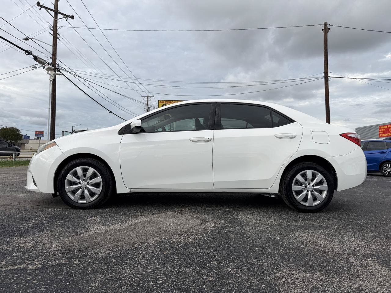 Used 2014 Toyota Corolla LE FWD image 8