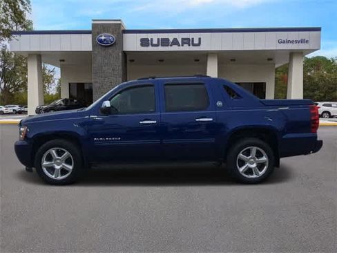 Used 2013 Chevrolet Avalanche LT w/ All-Star Edition image 3