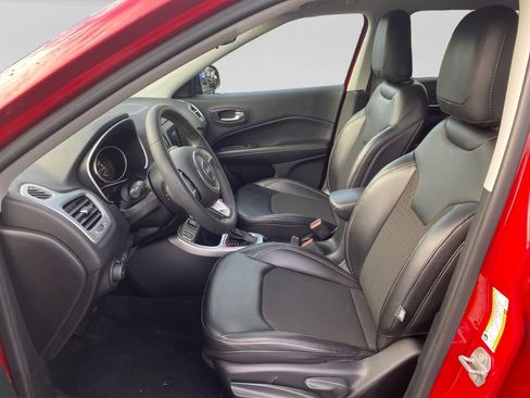 Used 2021 Jeep Compass Latitude w/ Sun and Sound Group FWD image 20