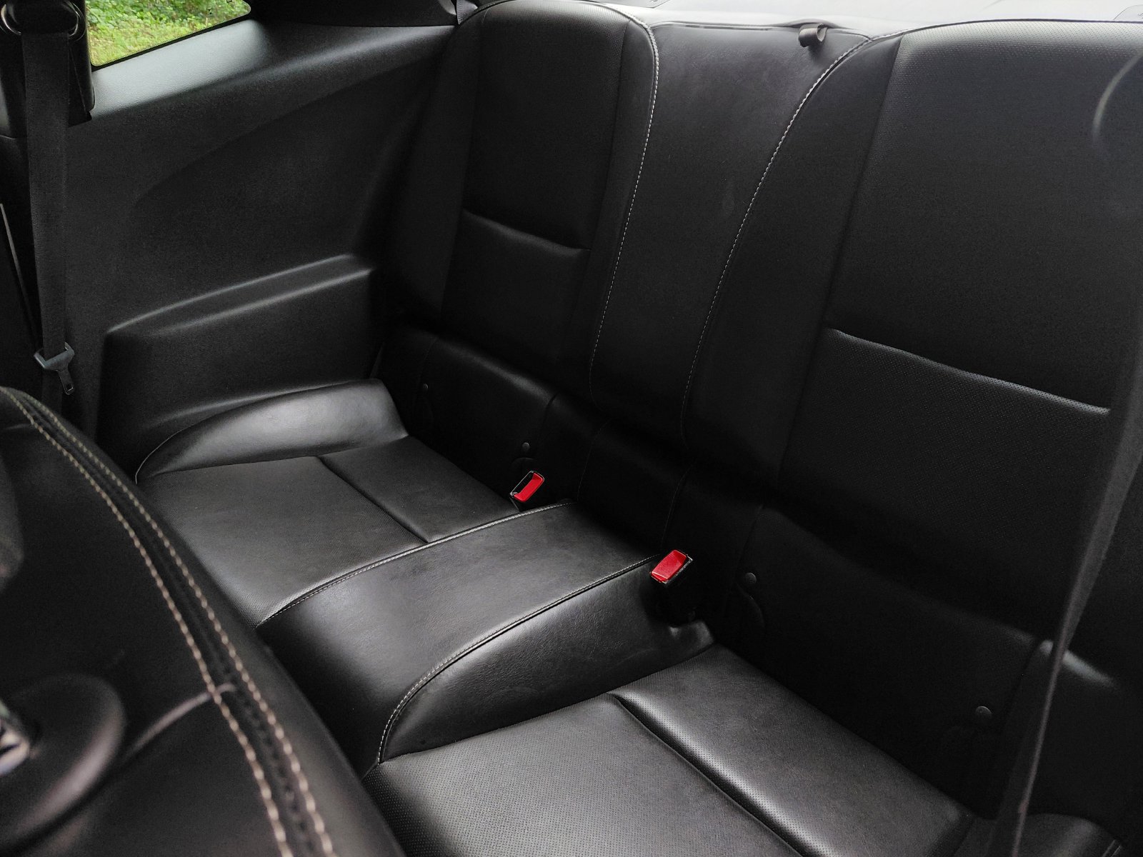 Used 2014 Chevrolet Camaro LT RWD image 13