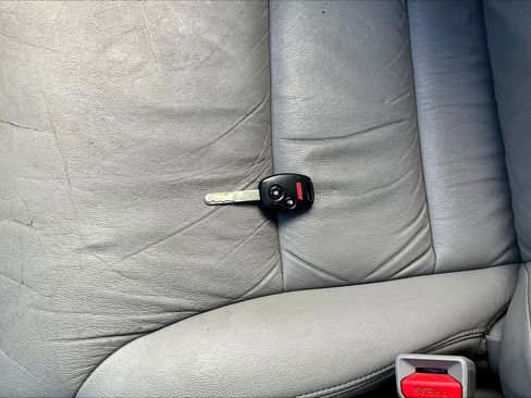 Used 2013 Honda CR-V EX-L image 34