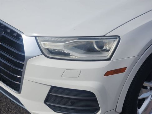 Used 2017 Audi Q3 2.0T Premium Plus w/ Premium Plus Package image 7