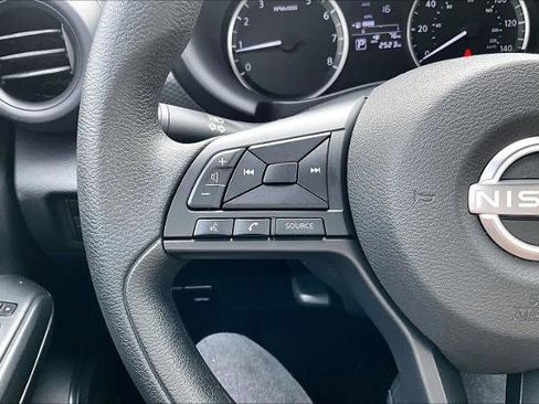 Certified 2024 Nissan Kicks S image 22