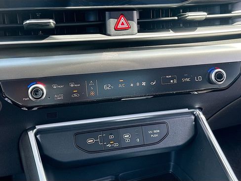 New 2026 Kia Carnival SX FWD image 16