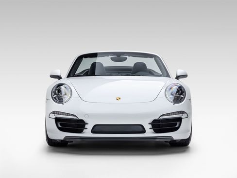 Used 2013 Porsche 911 Carrera 4S AWD/4WD image 3