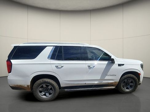 Used 2021 GMC Yukon SLT w/ SLT Premium Package AWD/4WD image 8