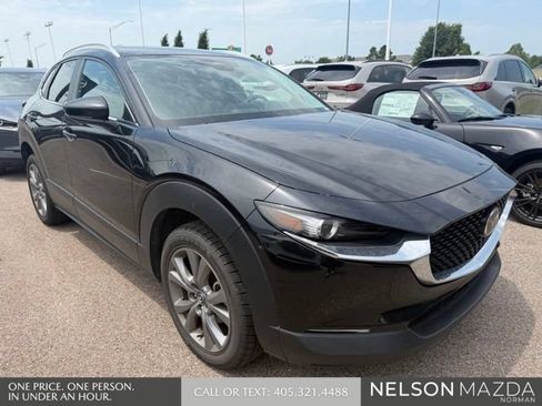 Used 2025 MAZDA CX-30 AWD 2.5 S w/ Preferred Package image 3