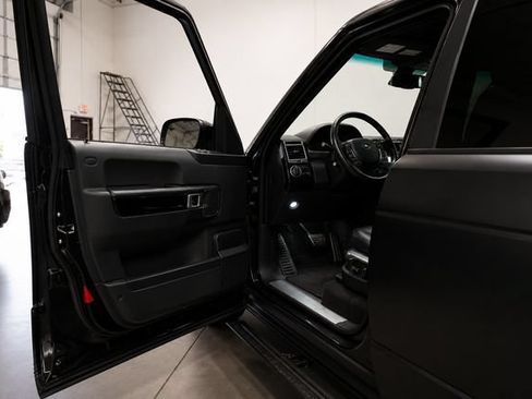 Used 2011 Land Rover Range Rover HSE AWD/4WD image 14