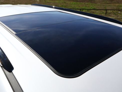 Used 2021 Cadillac Escalade Sport w/ Driver Assist Tech Package image 13