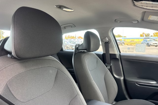 Used 2026 Kia K4 FWD image 13