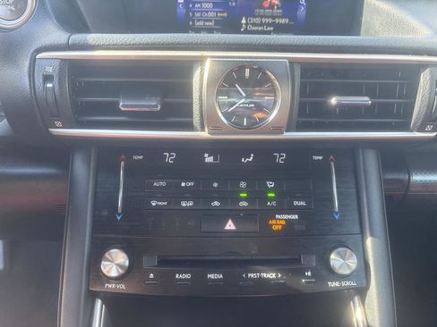 Used 2018 Lexus IS 300 image 17