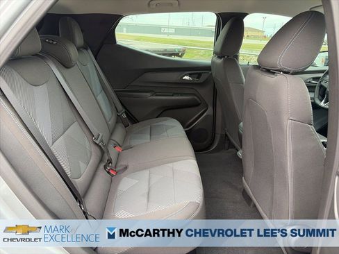 New 2027 Chevrolet Bolt LT w/ Comfort Package image 32