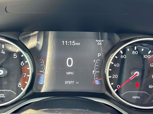 Used 2021 Jeep Compass Limited w/ Sun and Sound Group AWD/4WD image 14