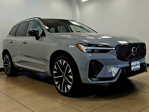 New 2026 Volvo XC60 B5 Ultra w/ Protection Package Premier image 3