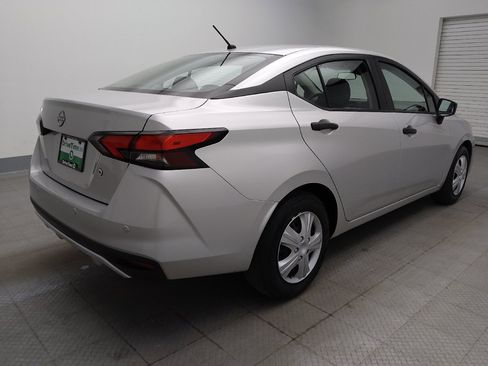 Used 2024 Nissan Versa S FWD image 9