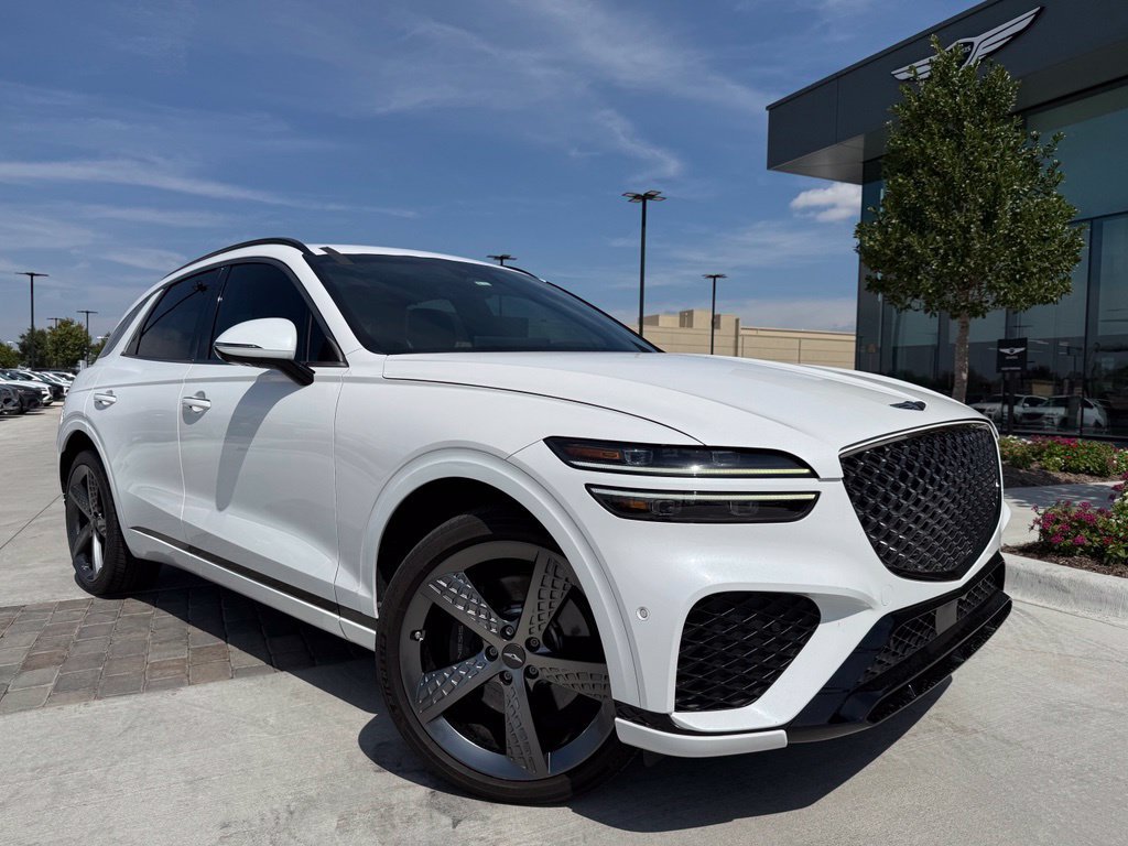 Used 2022 Genesis GV70 3.5T Sport w/ Sport Prestige Package AWD/4WD image 25