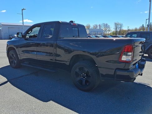 Used 2022 RAM 1500 Big Horn w/ Night Edition AWD/4WD image 4