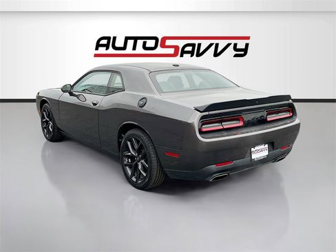 Used 2021 Dodge Challenger SXT w/ Blacktop Package image 5