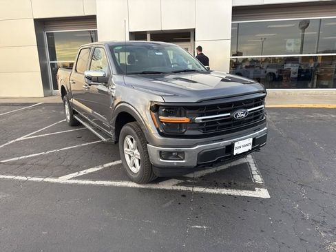 New 2025 Ford F150 XLT w/ Equipment Group 302A MID image 8