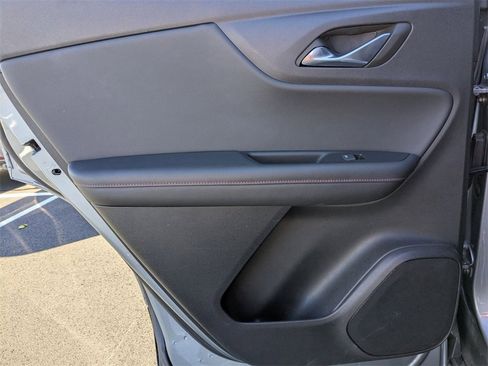 Used 2025 Chevrolet Blazer RS image 29
