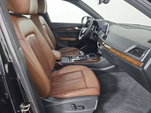Used 2020 Audi Q5 Premium w/ Premium Plus Package AWD/4WD image 42