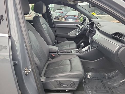 Used 2020 Audi Q3 2.0T Premium Plus w/ Premium Plus Package image 16