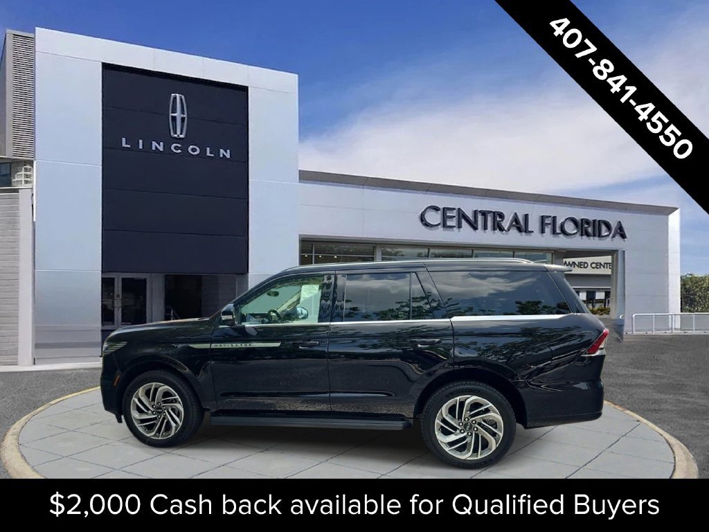 New 2027 Lincoln Navigator Premiere RWD image 5