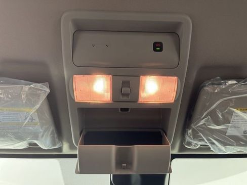 New 2026 Nissan Frontier SV w/ Tow Package image 33