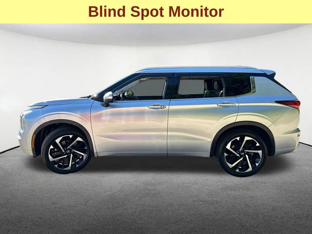 Used 2024 Mitsubishi Outlander SEL AWD/4WD image 6