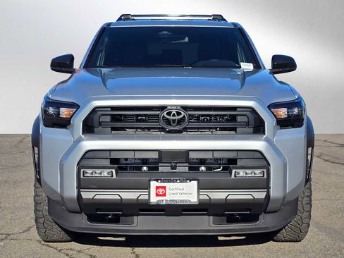 Certified 2025 Toyota 4Runner SR5 image 8