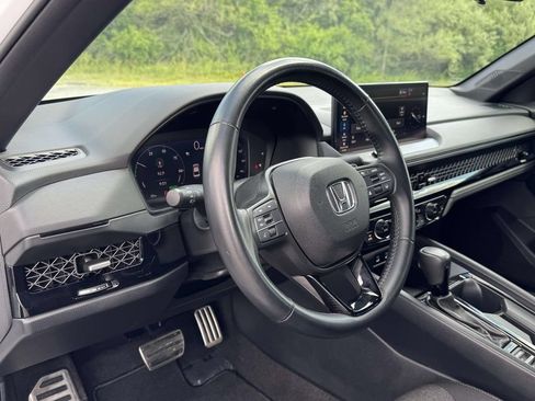 Used 2023 Honda Accord Sport image 2