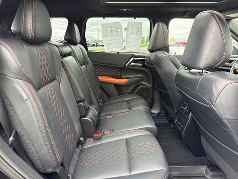 Used 2022 Mitsubishi Outlander SEL AWD/4WD image 14