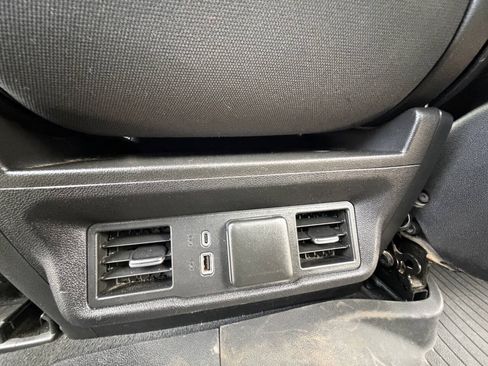 Used 2024 Chevrolet Silverado 2500 LT AWD/4WD image 20