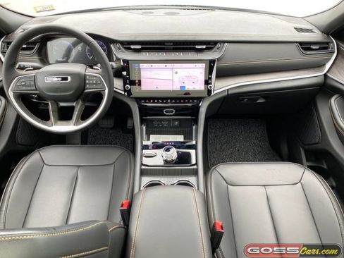 New 2026 Jeep Grand Cherokee L Limited AWD/4WD image 11