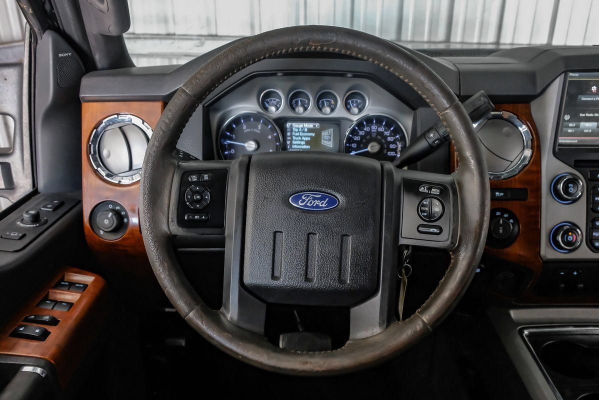 Used 2016 Ford F250 King Ranch w/ FX4 Off-Road Package AWD/4WD image 15