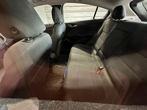 Used 2017 Chevrolet Cruze LT w/ Convenience Package FWD image 28