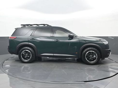 Used 2025 Nissan Pathfinder Rock Creek AWD/4WD image 2