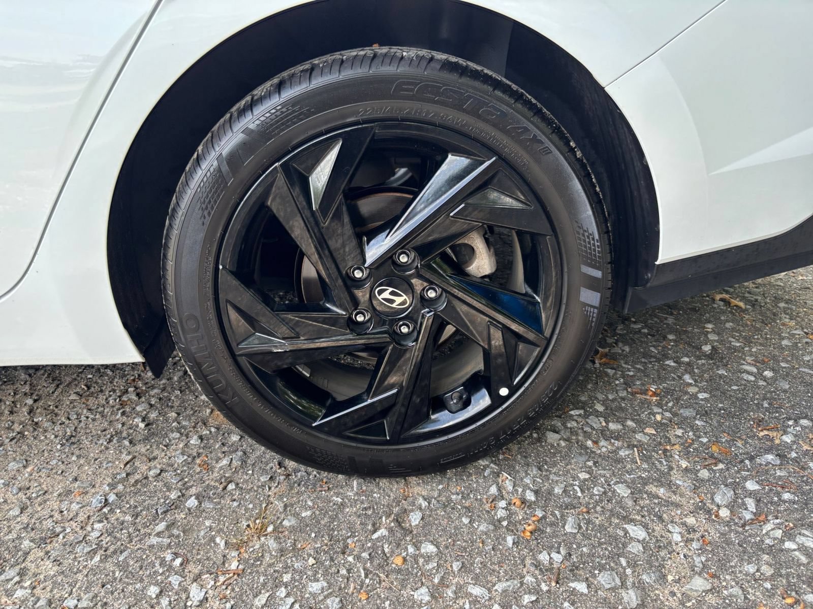 Used 2026 Hyundai Elantra Sport FWD image 29