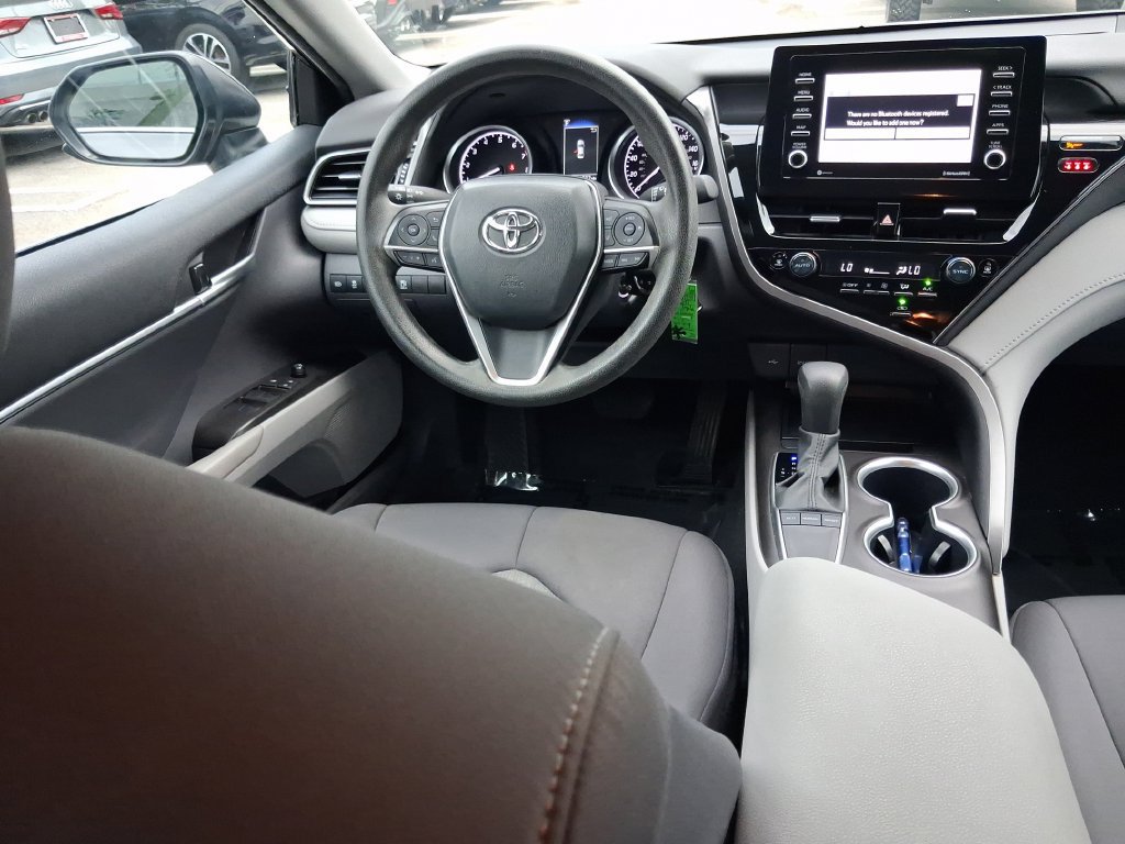 Used 2024 Toyota Camry LE FWD image 15