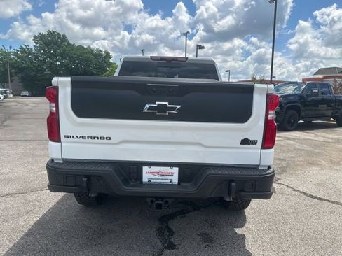New 2026 Chevrolet Silverado 1500 ZR2 AWD/4WD image 4