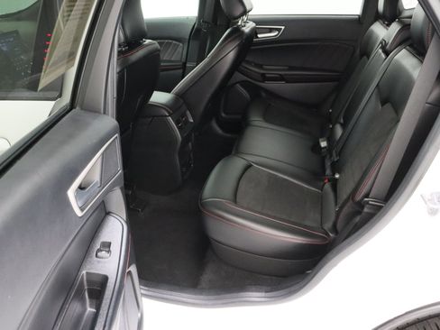 Used 2022 Ford Edge ST-Line AWD/4WD image 29