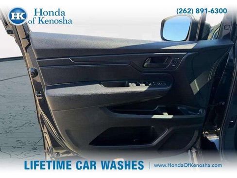 Used 2024 Honda Odyssey EX-L image 22
