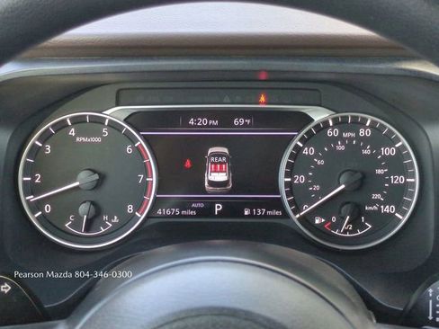 Used 2023 Nissan Rogue S image 26