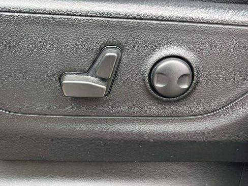 Used 2022 RAM 1500 Big Horn image 17